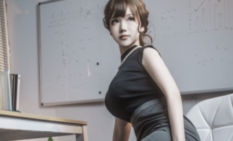 雪晴Astra 女上司cosplay作品