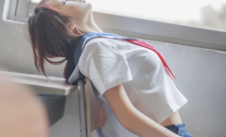 疯猫ss被囚禁的少女,特别迷人的可怜外表